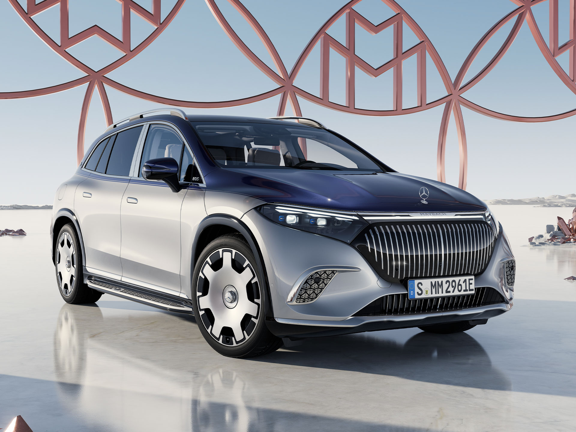 EQS SUV | Trademark | Mercedes-Maybach Front view of the Mercedes-Maybach EQS SUV.