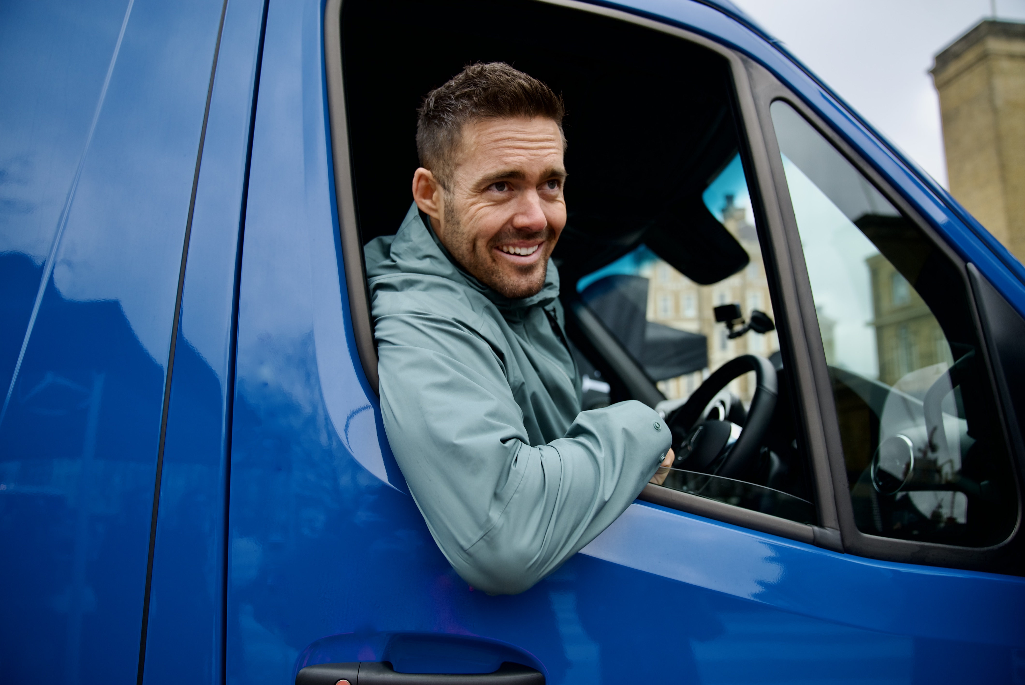 Spencer Matthews in a Sprinter Panel Van | Mercedes-Benz Vans Spencer Matthews in a blue Sprinter Panel van.